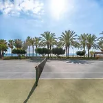50 Mts With Sea Views Pool Lejlighed