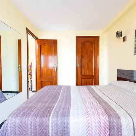 Apartment 50 Mts With Sea Views Pool