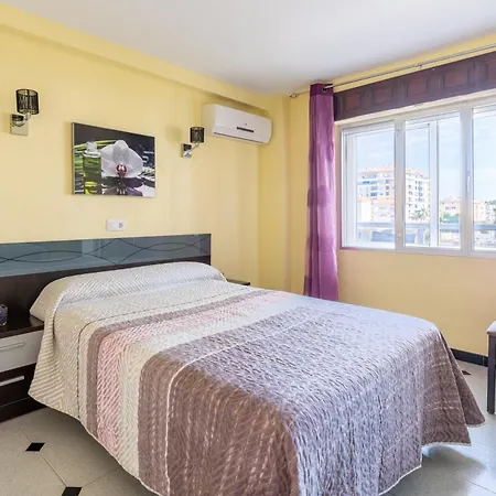 50 Mts With Sea Views Pool Lejlighed